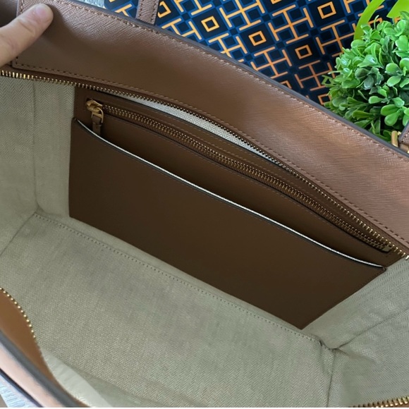 New, authentic Tory Burch large tote bag - Picture 6 of 13